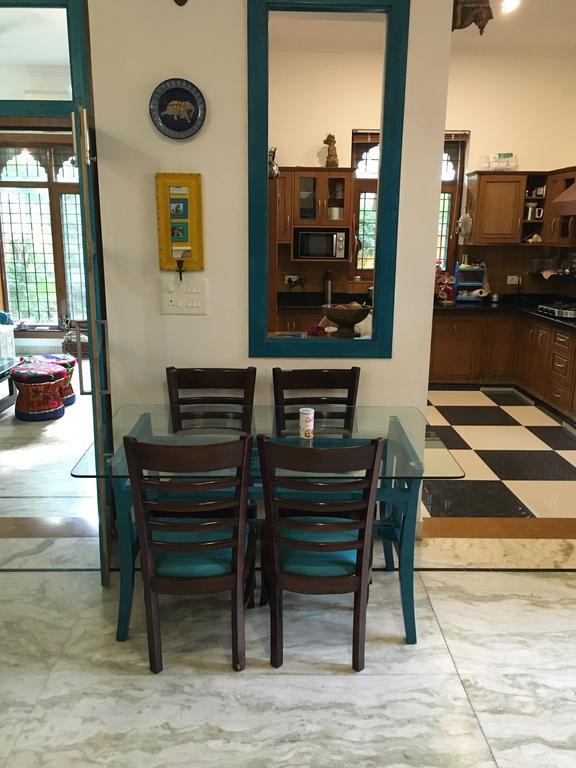 The Coral Court Homestay Agra  Buitenkant foto
